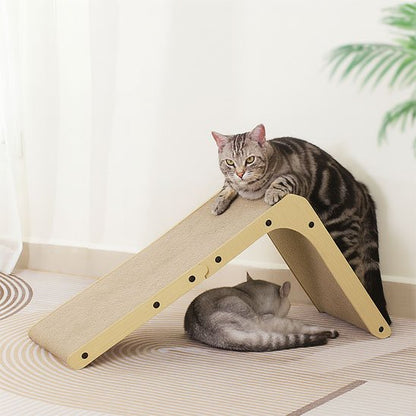 griffoir-chat-en-carton-solide-surface-renforcée