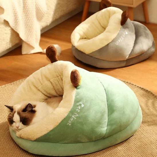 niche-chat-pantoufle-douillette