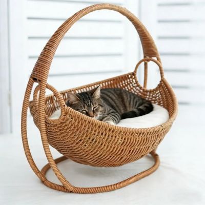 panier-en-rotin-pour-chat-cosyrotin-sureleve-douillet