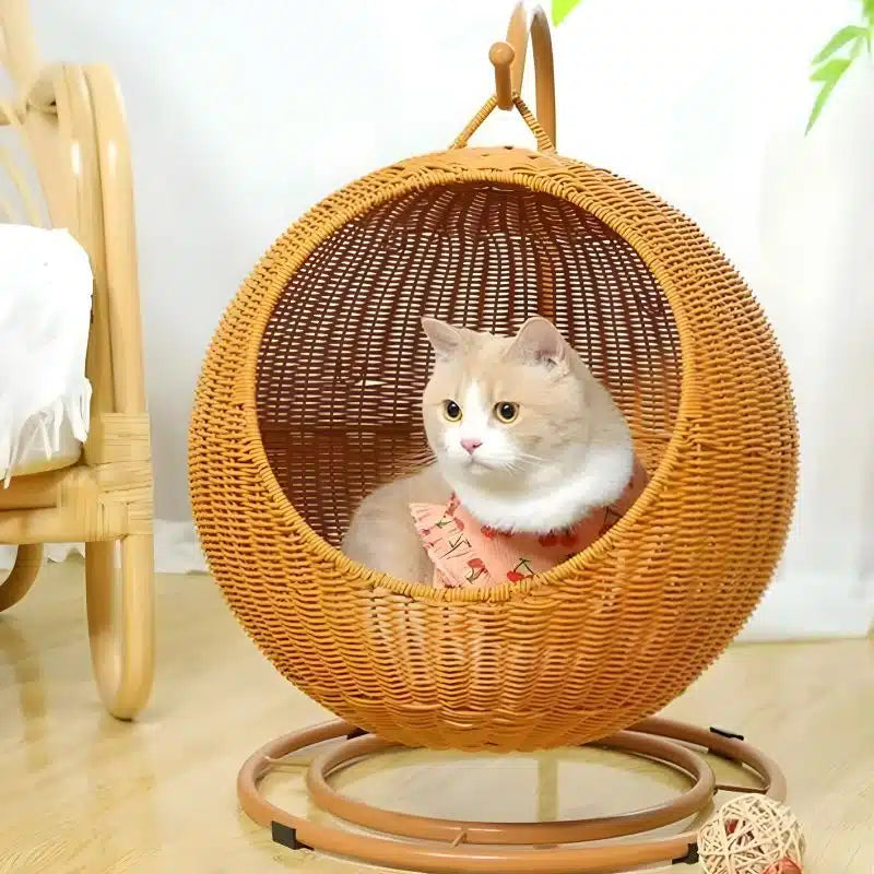 panier-en-rotin-pour-chat-nidourotin-avec-boule-amusante